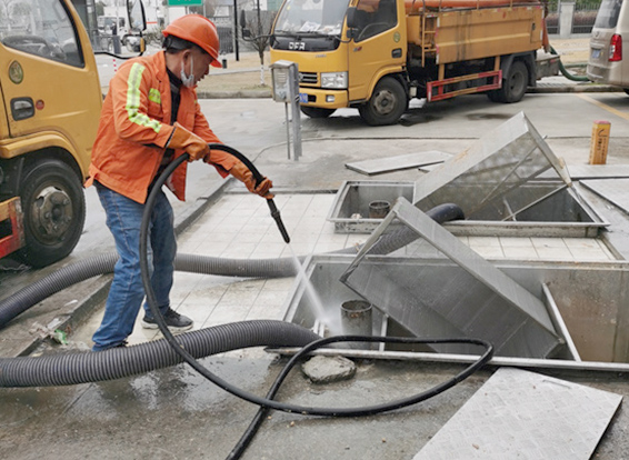 万泉镇隔油池清理